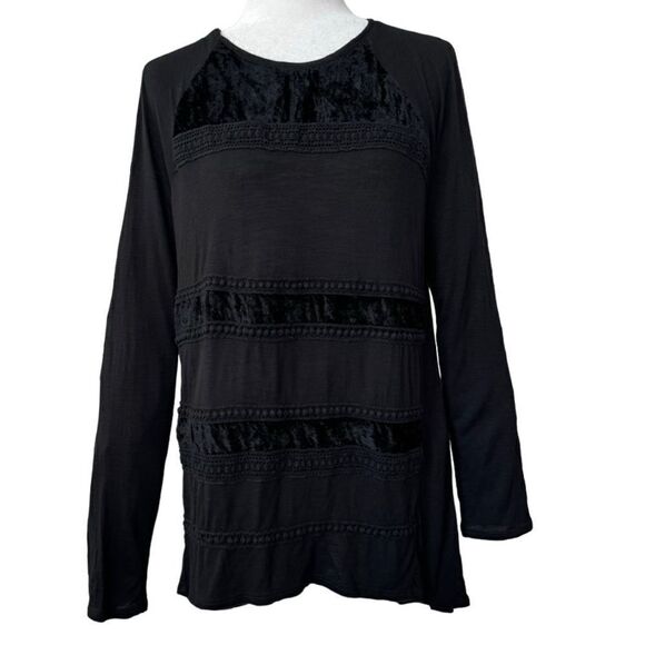 Chico’s Black Tunic Wearble Art Velour Embroidered Long Sleeve - Picture 1 of 13